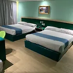 Hotel Embassy