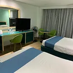 Hotel Embassy