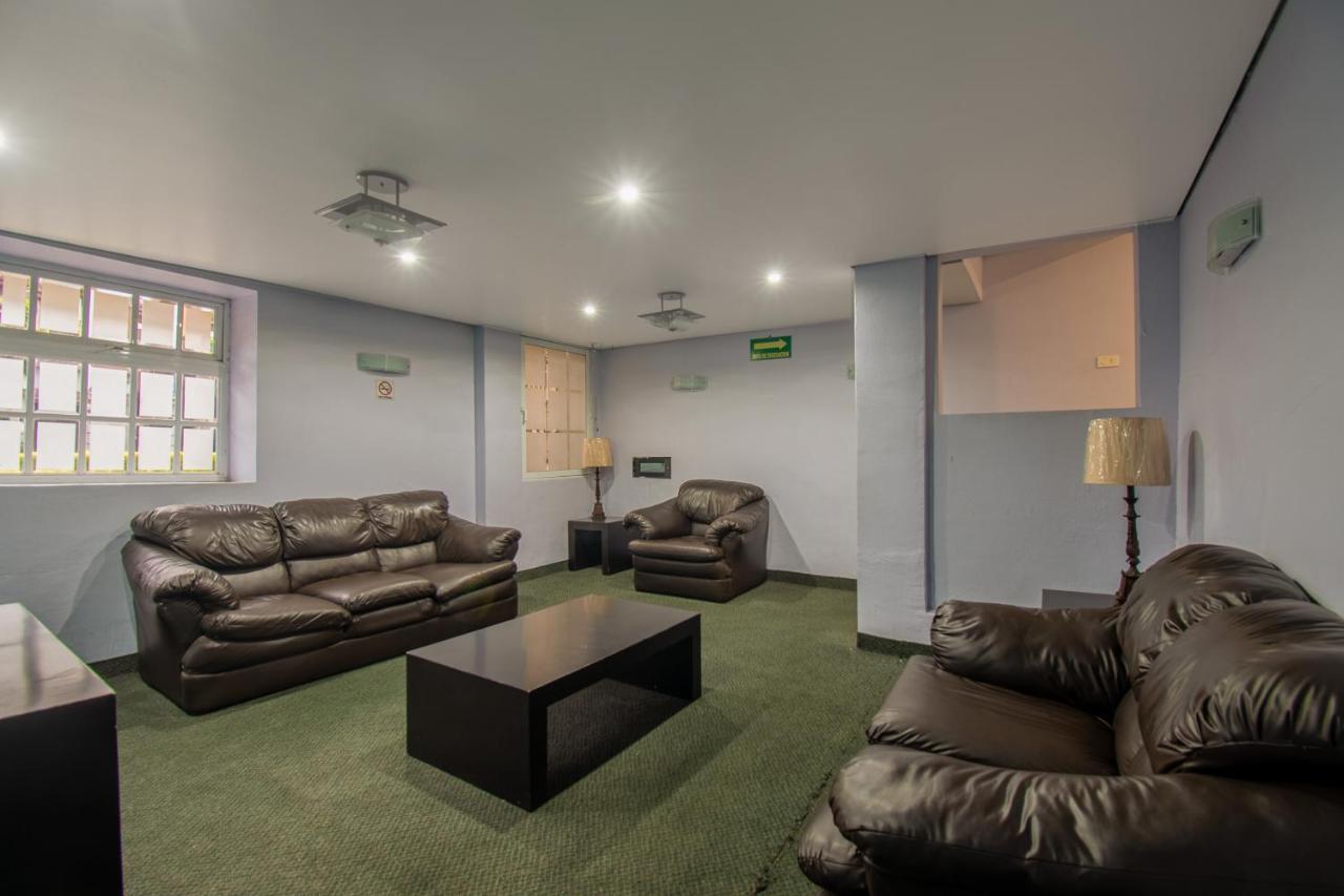 Hotel Embassy 3*